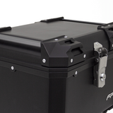 MALETA PLASTICA CUADRADA MAVERICK 2.0 DE 40 LITROS NEGRO